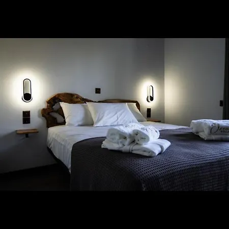 Elena With Jacuzzi Villa Kastro-Kyllini