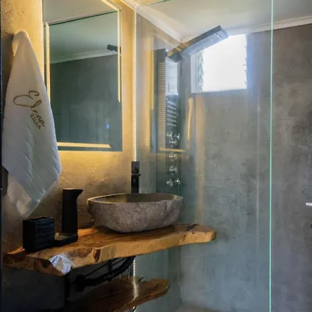 Villa Elena With Jacuzzi