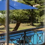 Villa Elena With Jacuzzi