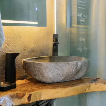 别墅 Elena With Jacuzzi