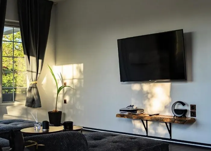 Elena With Jacuzzi *