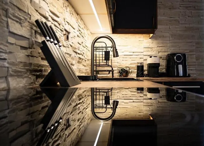 Elena With Jacuzzi Villa *