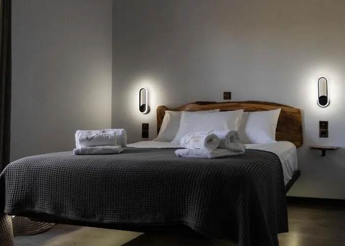 Elena With Jacuzzi Villa