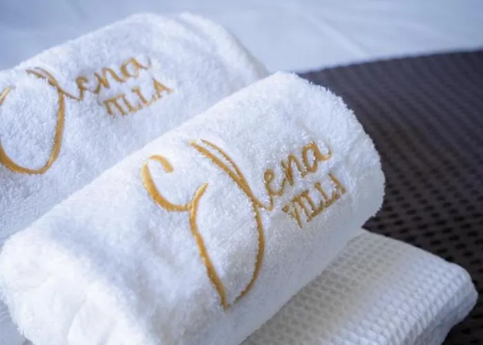 Villa Elena With Jacuzzi