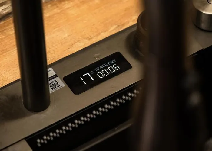 Elena With Jacuzzi Villa *