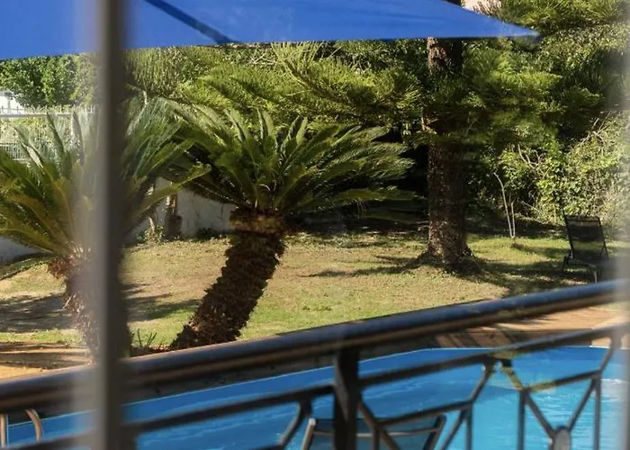 Villa Elena With Jacuzzi